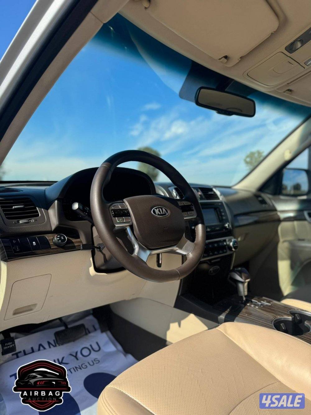 كيا موهافي 2018
عداد 290 الف 
 6 سلندر - دبل جير4