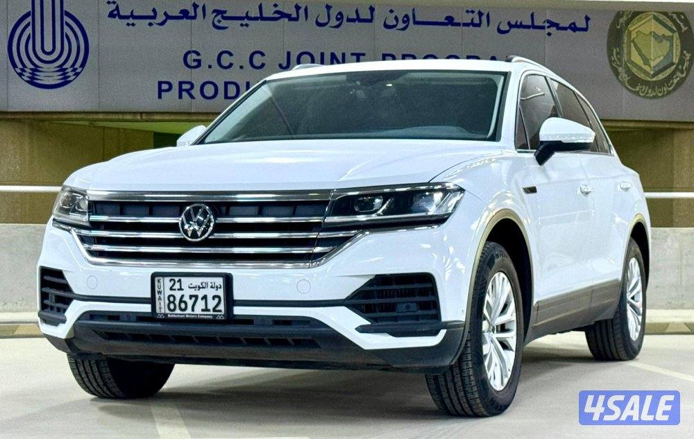 للبيع طوارق 2023 عداد ٨٢ الف تحت الكفاله0