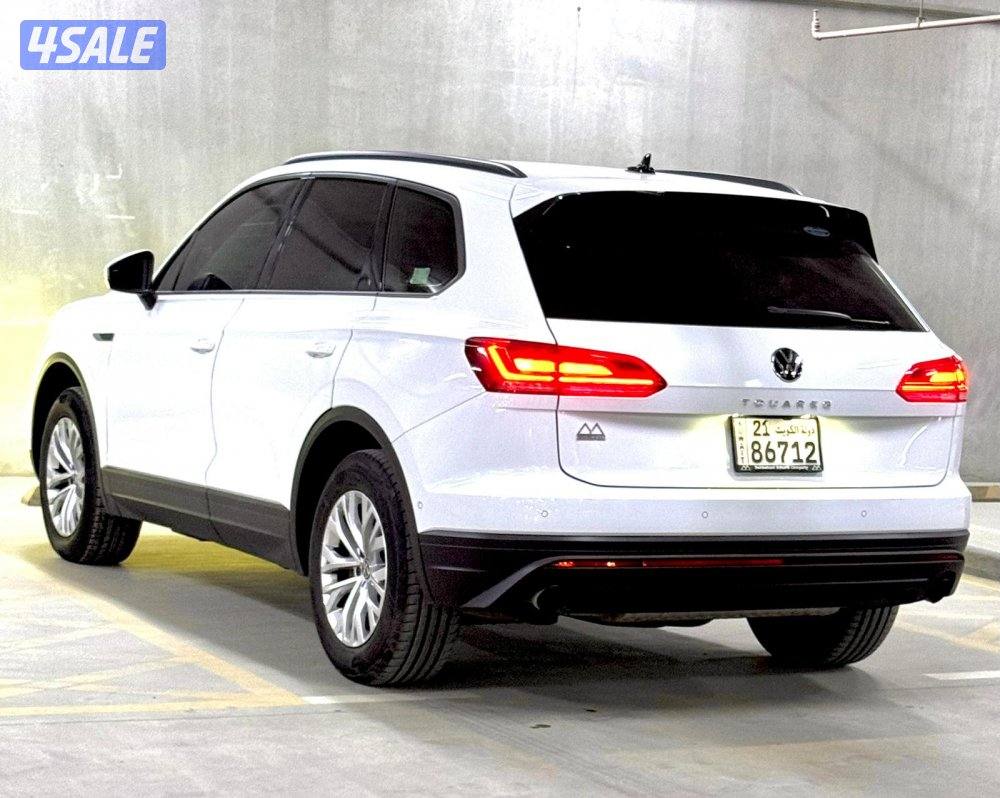 للبيع طوارق 2023 عداد ٨٢ الف تحت الكفاله7