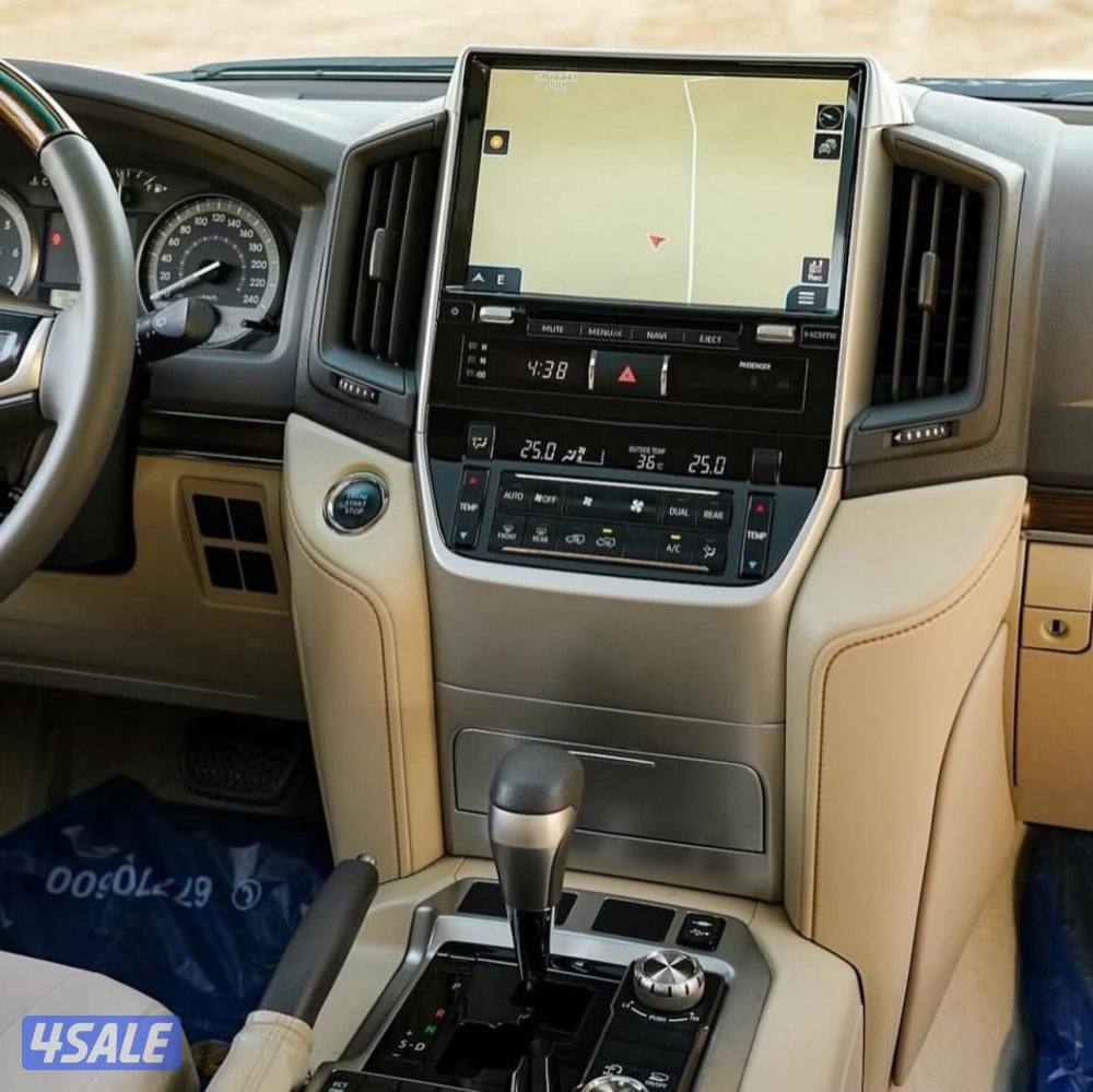 Land Cruiser GXR V64