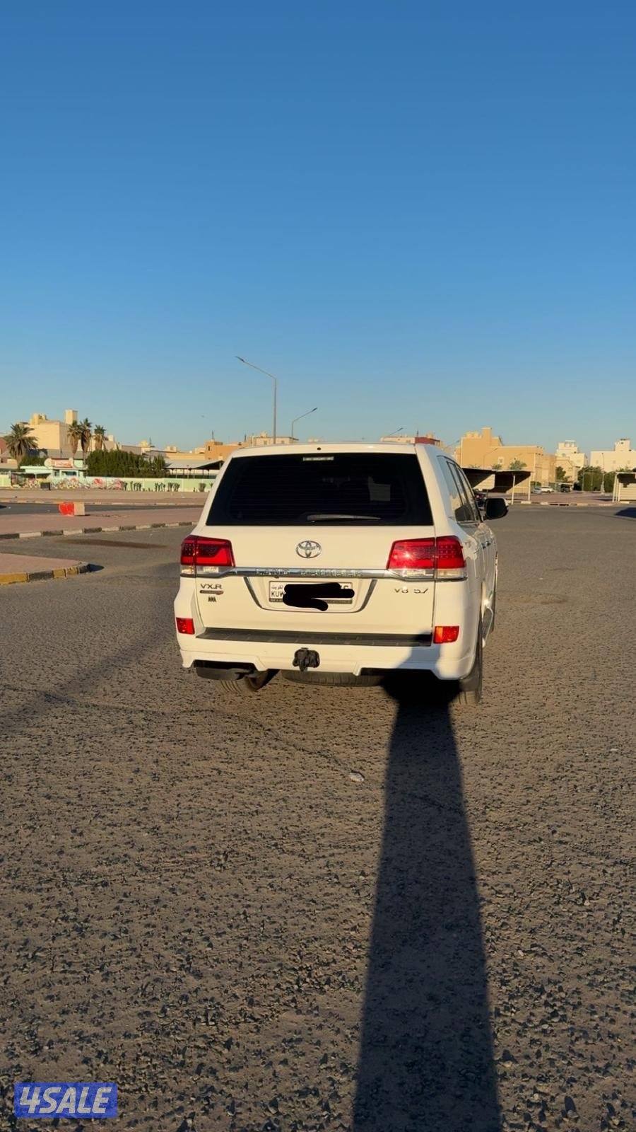 لاندكروز vxrتورينق ثلجي هيدروليك صبغ قطعتين بابين تجميلي ماشي 2760