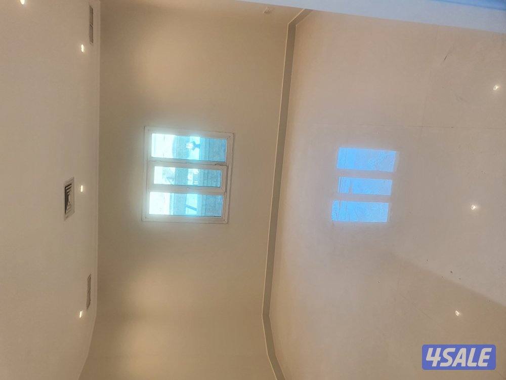 دور ارضي مع ديوانية ودور بالجابرية0