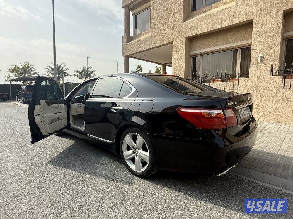 للبيع لكزس الساير 460L0
