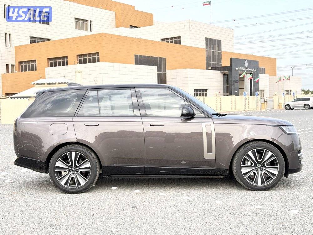 رنج روفر 2023 الغانم  تحت الكفالة5