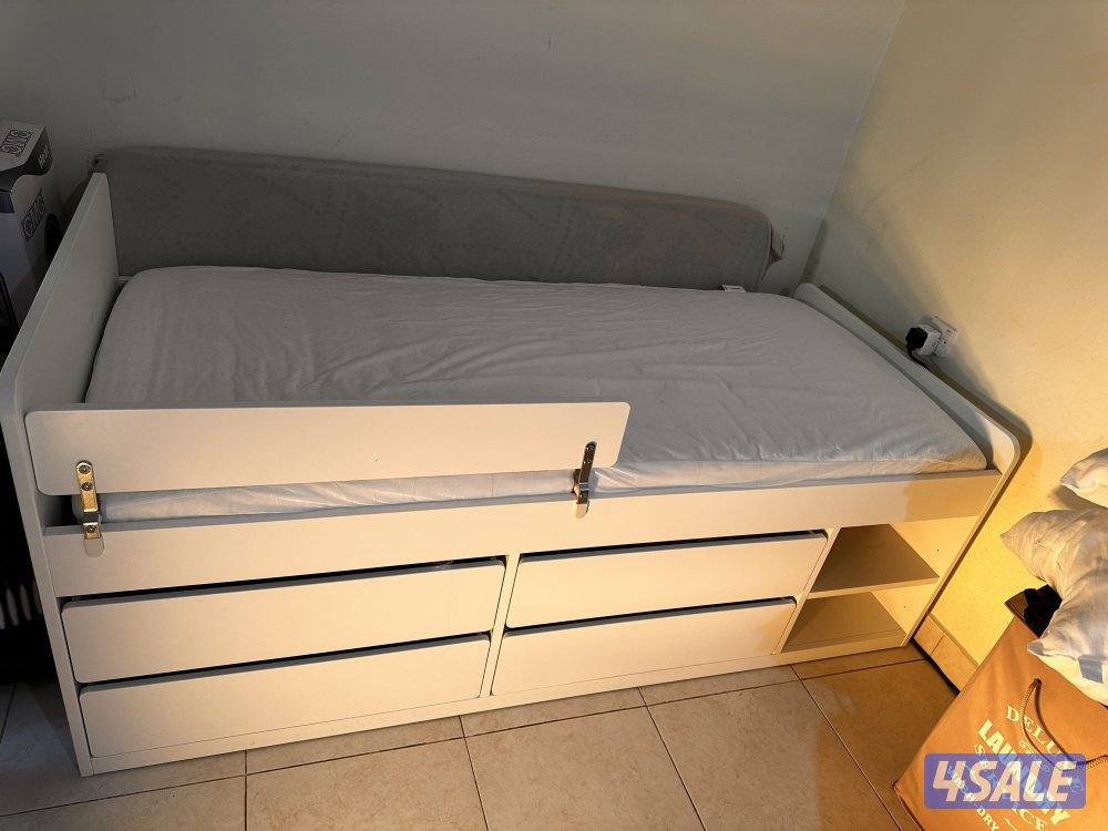 مستعمل خفيف جدا جدا -barely used- سرير  ايكيا - Ikea bed1