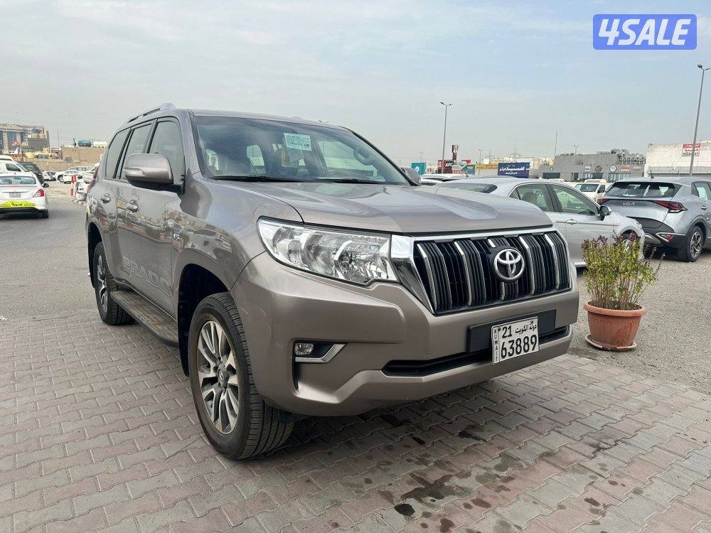 برادو TXL موديل 2022 ماشي 127الف صبغ الوكالة ماعدا قطعة باب الدبه2