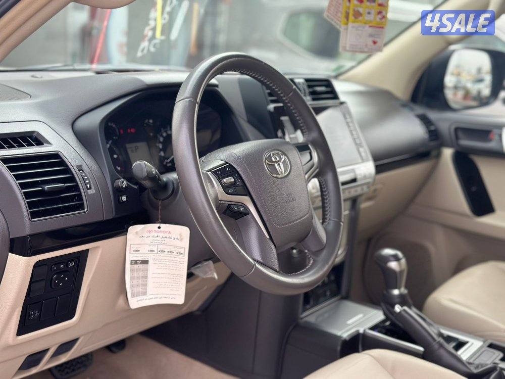 برادو TXL موديل 2022 ماشي 127الف صبغ الوكالة ماعدا قطعة باب الدبه7