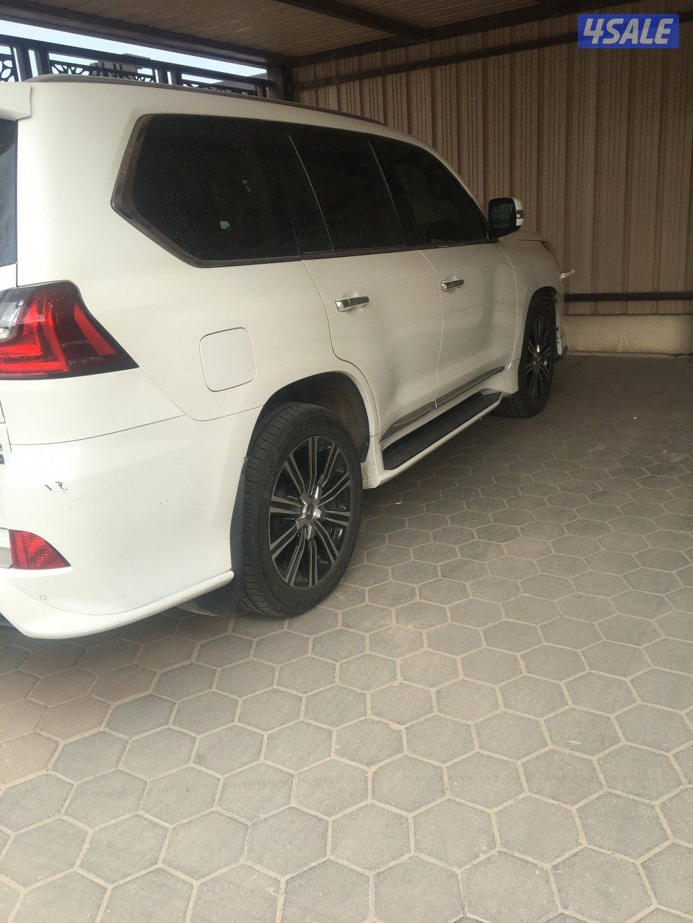 لكزس شرط الفحص3