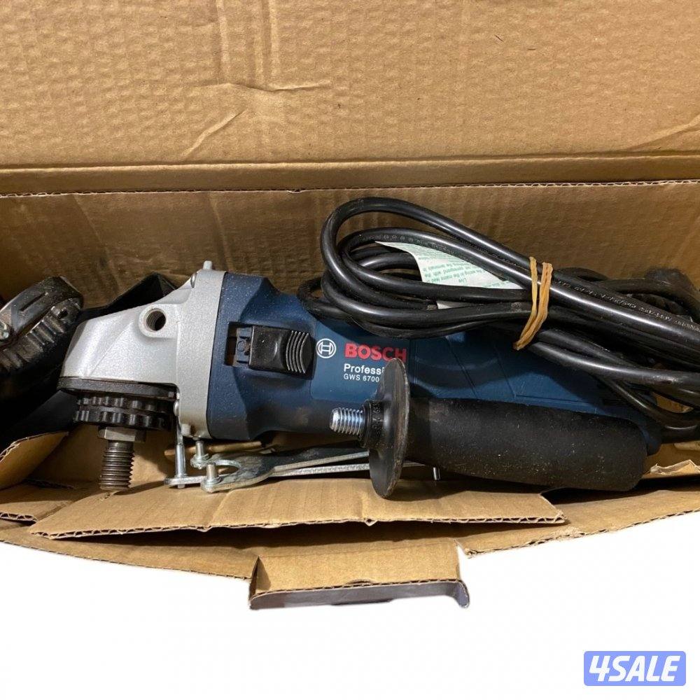 للبيع ورشة لصناعة الالات الموسيقية15