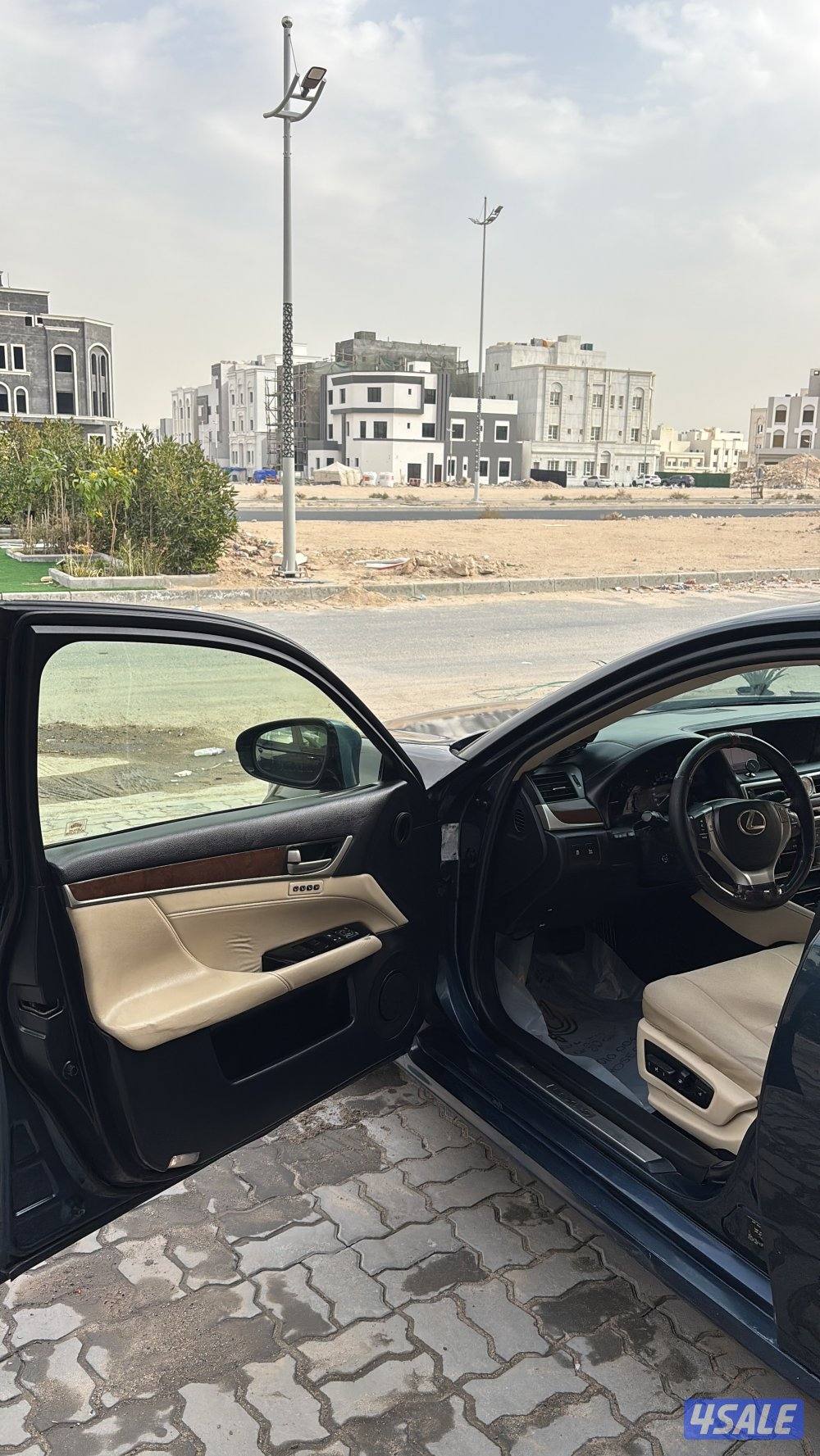 للبيع لكسزز gs 2013 شرط الفحص6
