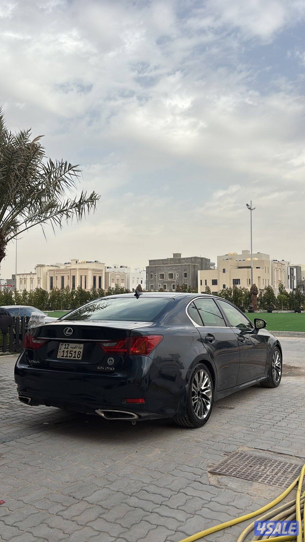 للبيع لكسزز gs 2013 شرط الفحص8