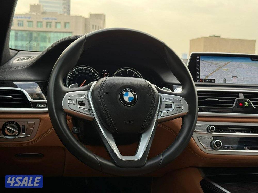 بي ام دبليو740LI موديل2018 عداد50الف وارد الغانم سيرفس منتظم6