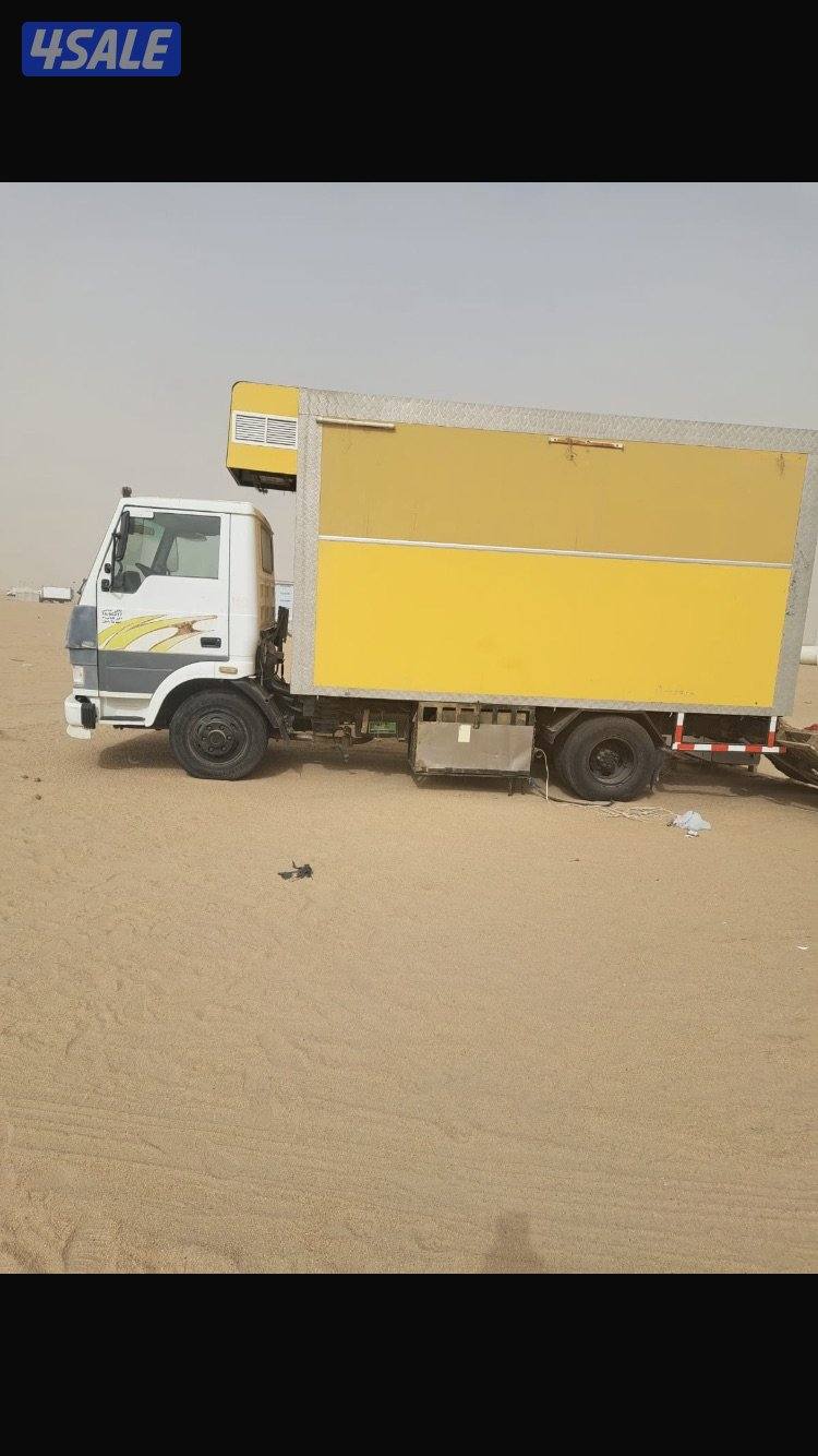 بقاله متنقله للبيع بدون رخصه0