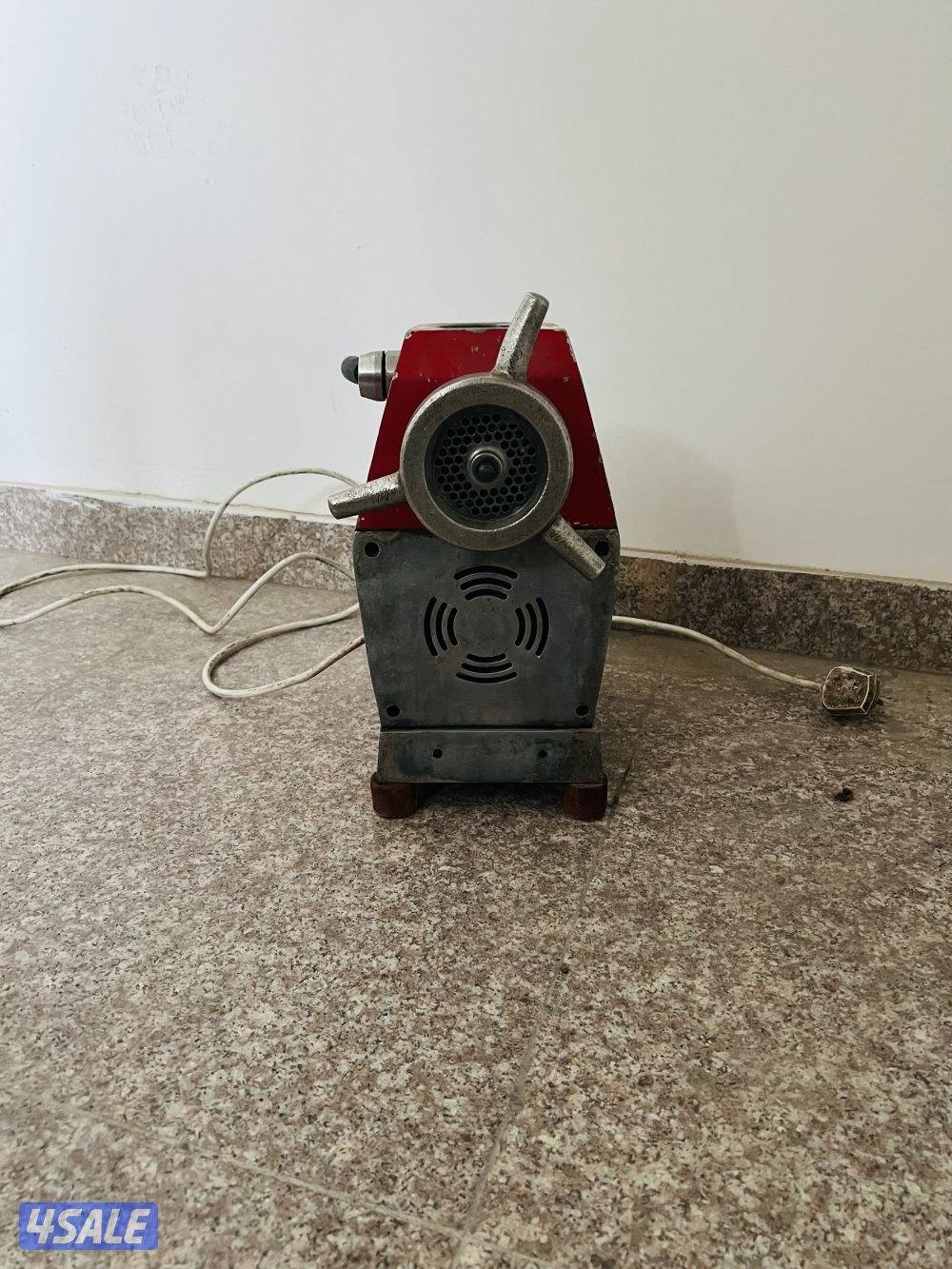 معدات مطعم مفرمة لحم للبيع اوميجا ايطالي2