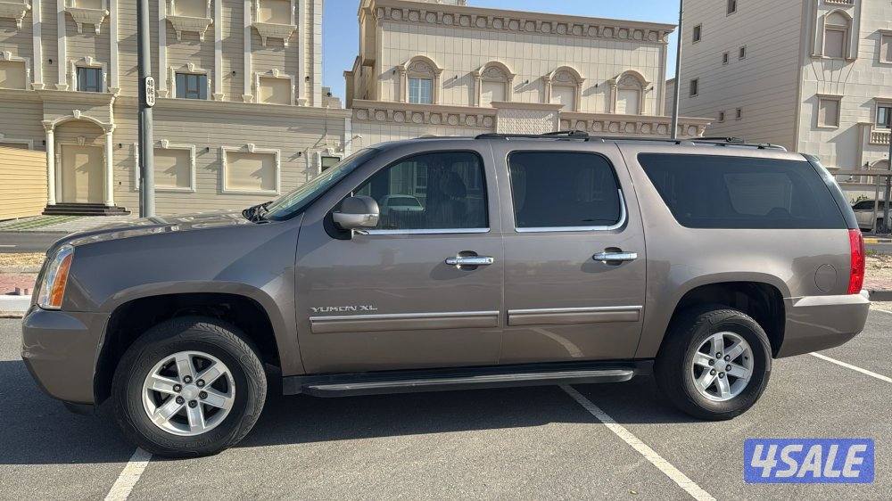 للبيع يوكن اكس ال ٢٠١٢1