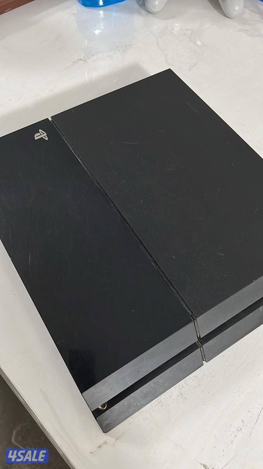 نشتري سوني فور وسوني فايف فات وسليم وبرو وتوصيل مجان لأي مكان وحياكم9