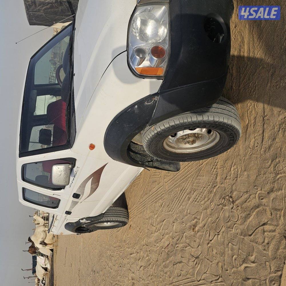 للبيع وانيت موديل 2012دبل سياره طيبه واموره طيبه1