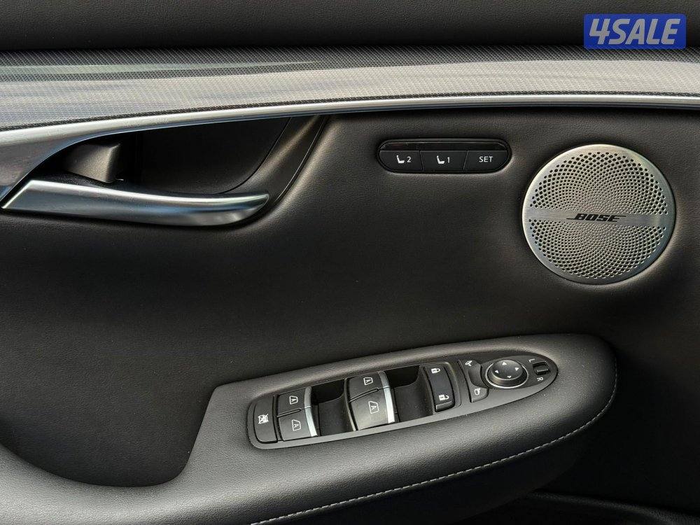 انفينيتيQX50 S موديل2023 عداد30الف وارد البابطين12