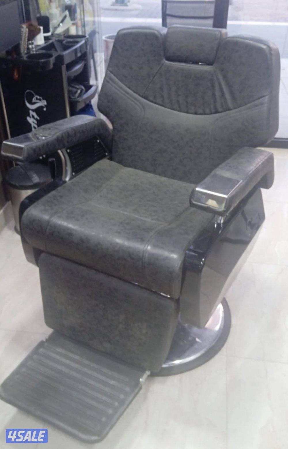 للبيع أغراض محل صالون كاملة1