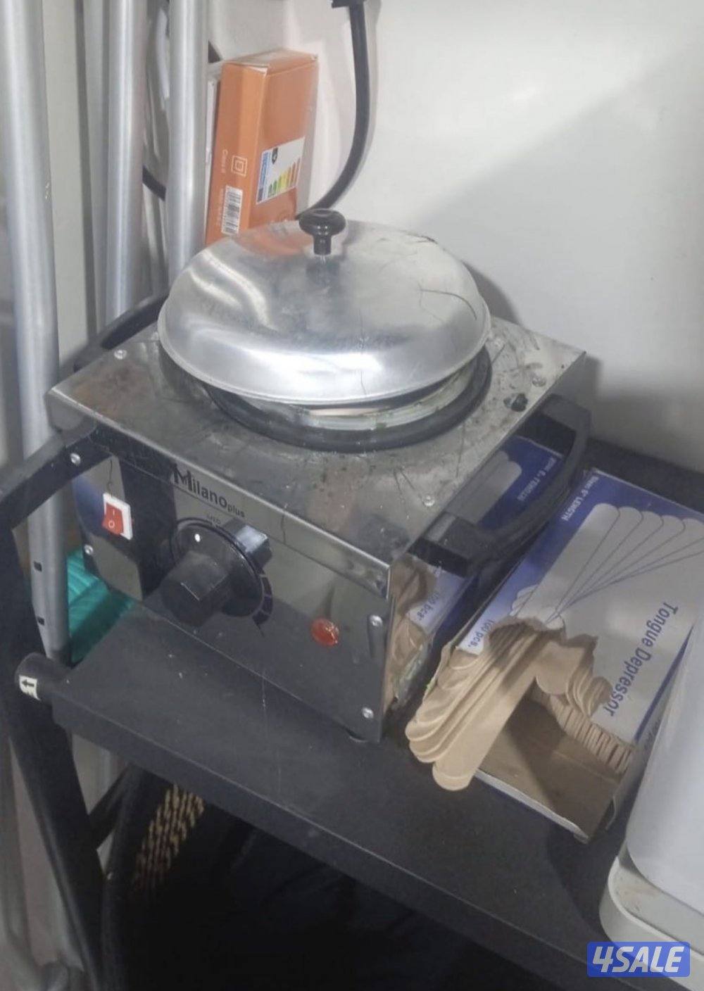 للبيع أغراض محل صالون كاملة6