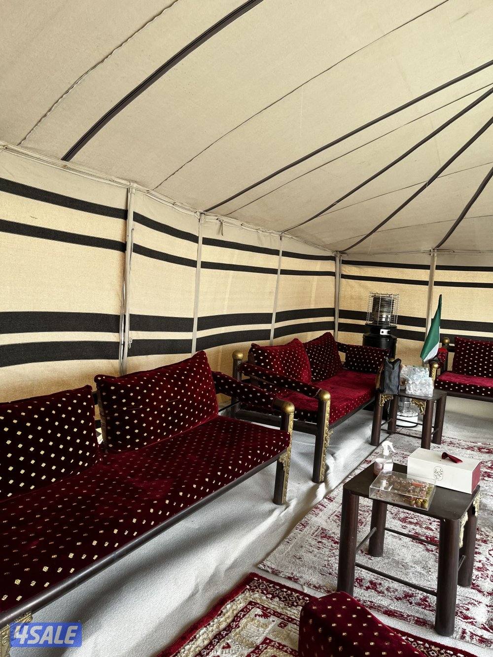 خيمه نظيفه جداَ ومافيها عيوب مع كراسيها0
