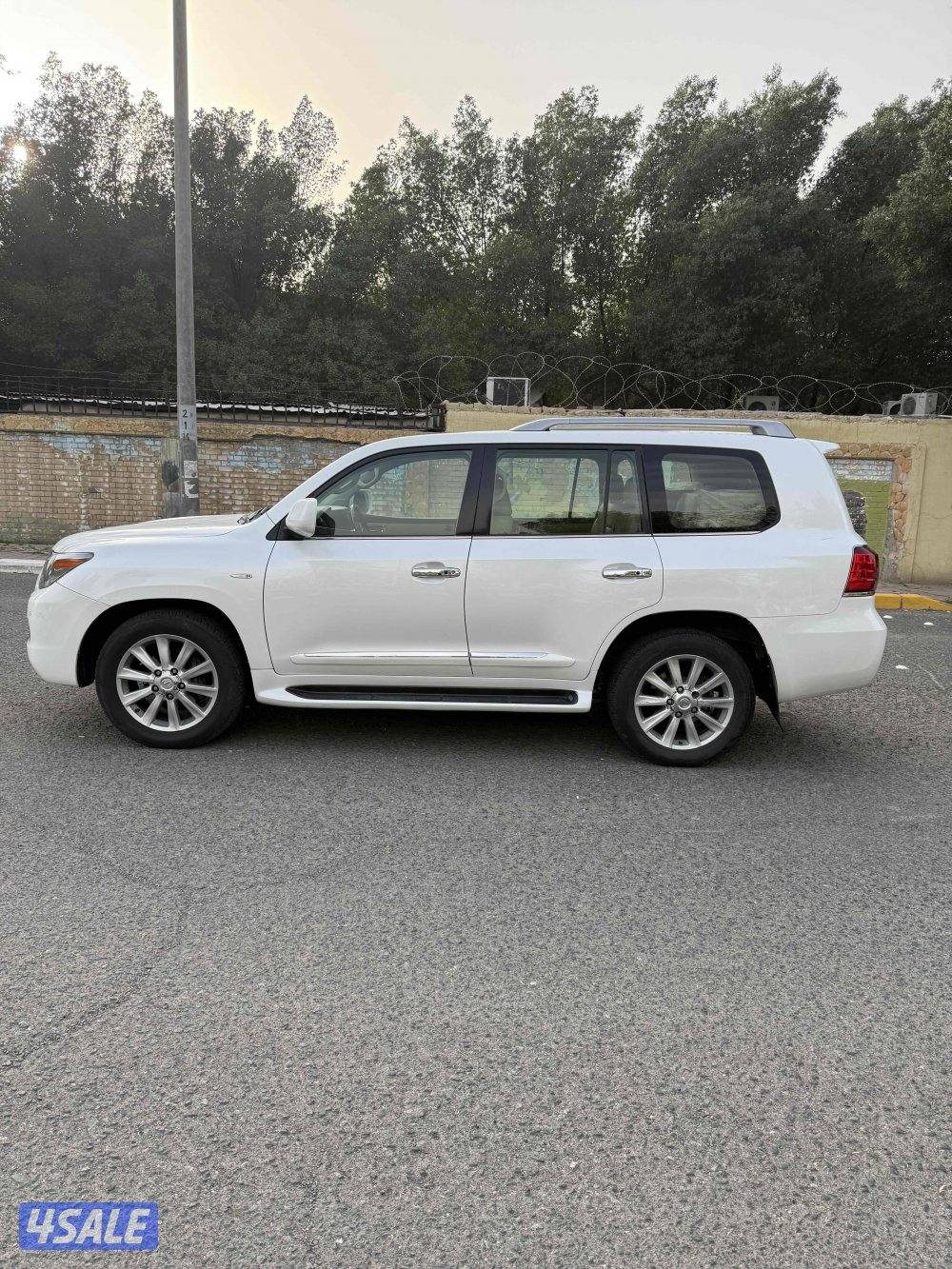 لكزس LX570  صبغ الوكاله4