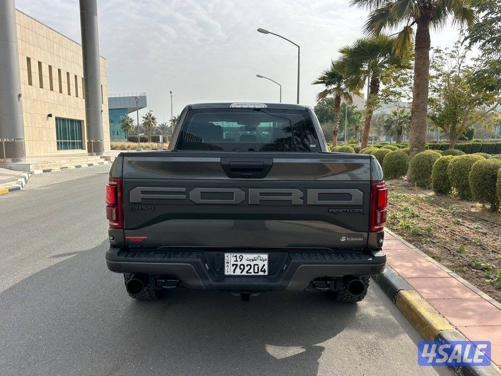 وانيت فورد رابتر 2020 ماشي 52 نظيف جدا شرط الفحص1