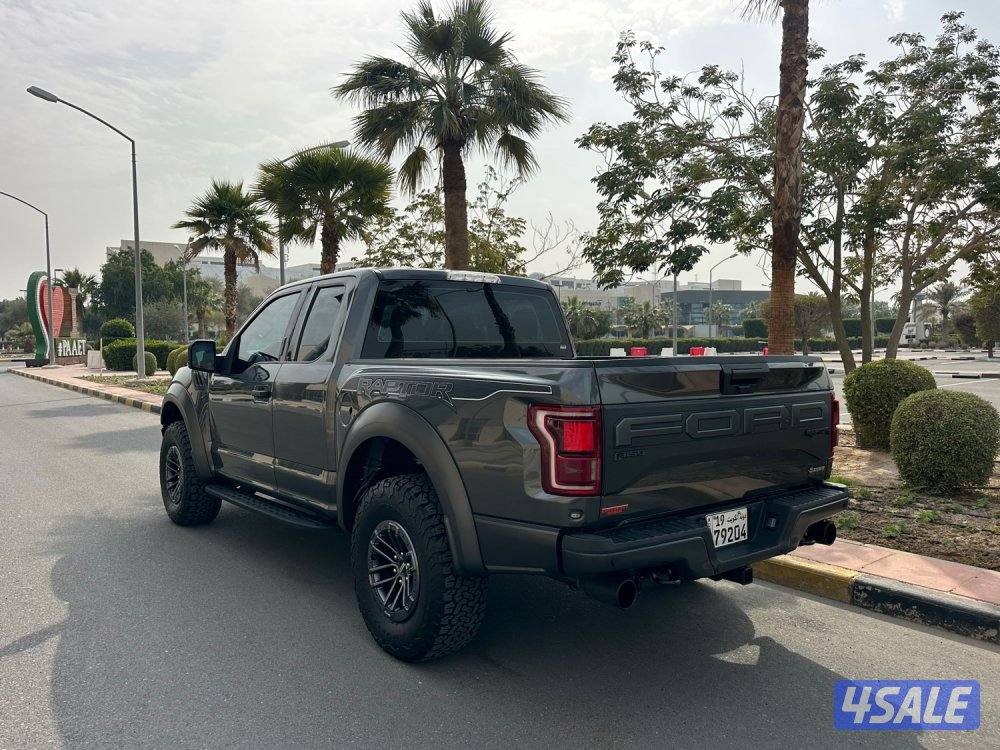 وانيت فورد رابتر 2020 ماشي 52 نظيف جدا شرط الفحص5