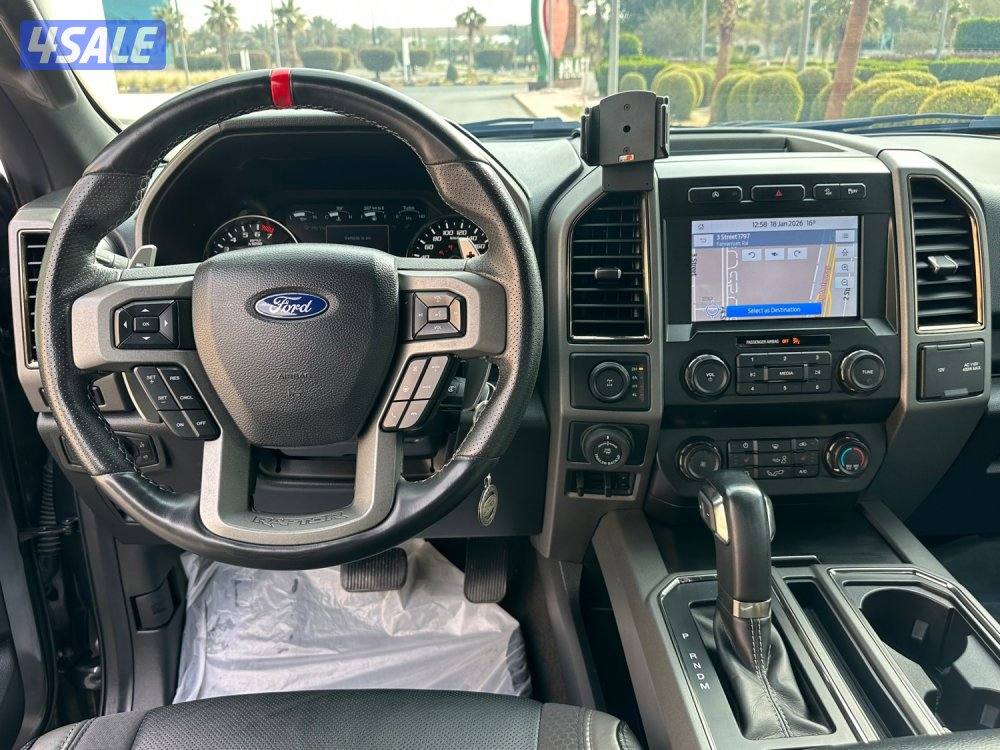 وانيت فورد رابتر 2020 ماشي 52 نظيف جدا شرط الفحص9