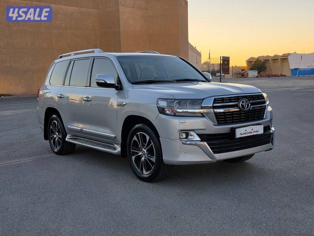 لاند كروزر GXR موديل 2021 جراند تورنج  صبغ وكاله2