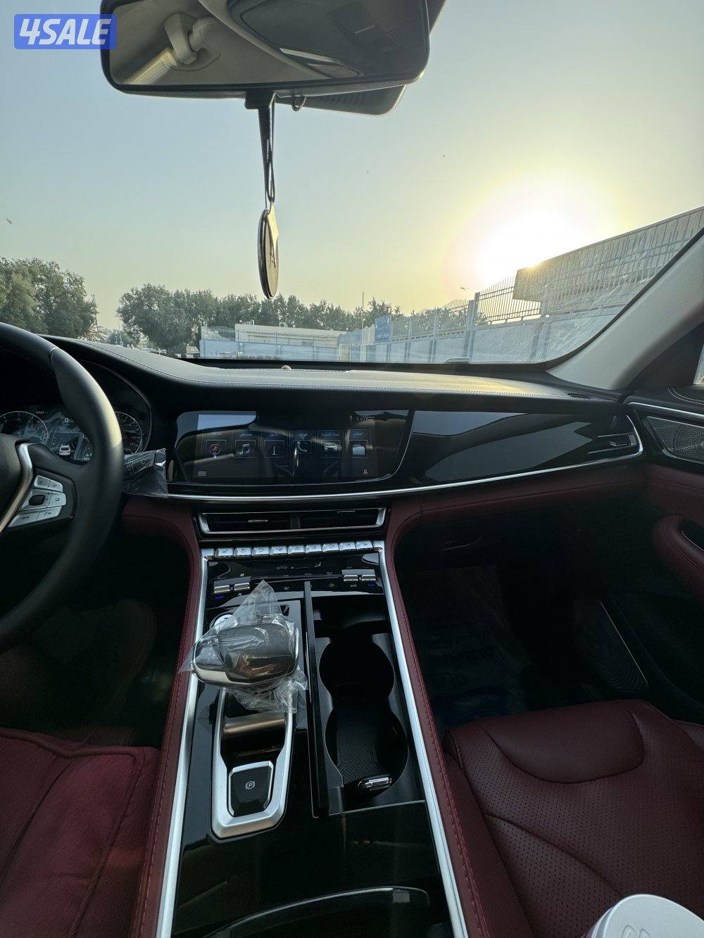 للبيع موديل 2024 ماشي 27:500 الاتصال للجادين فقط1