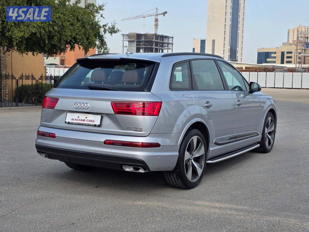 اودي Q7 اي لاين كواترو موديل 2018_اعلي درجه1
