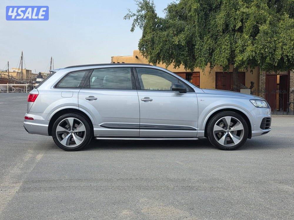 اودي Q7 اي لاين كواترو موديل 2018_اعلي درجه9