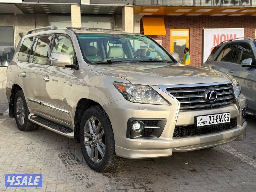 للبيع جيب لكزس 2013 شرط الفحص1