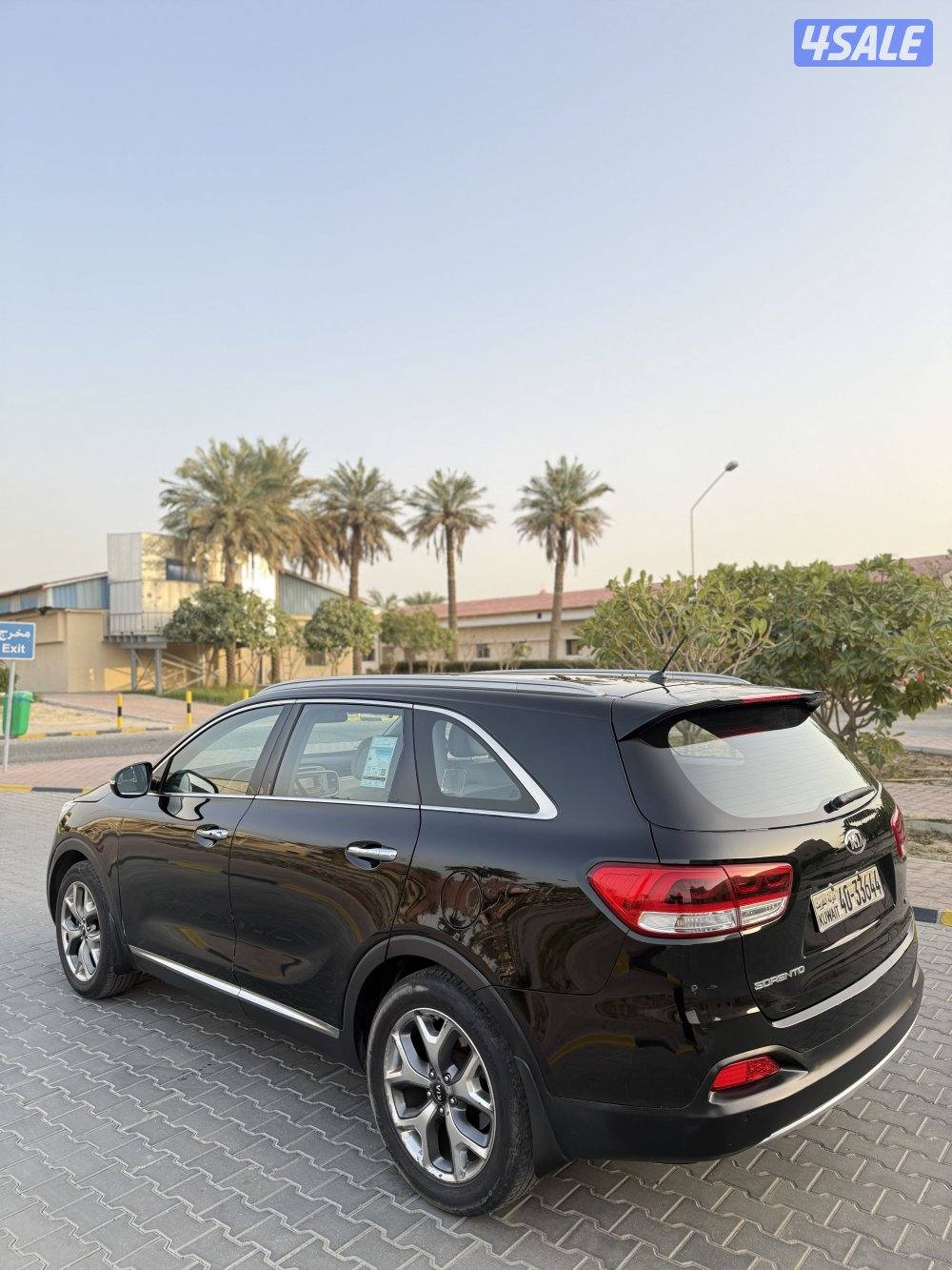 للبيع كيا سورينتو 20173