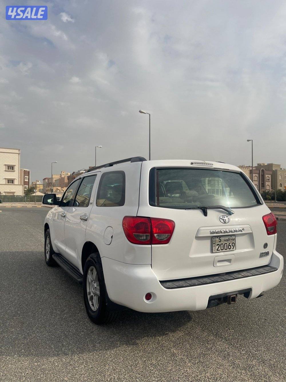 للبيع سيكويا 20112