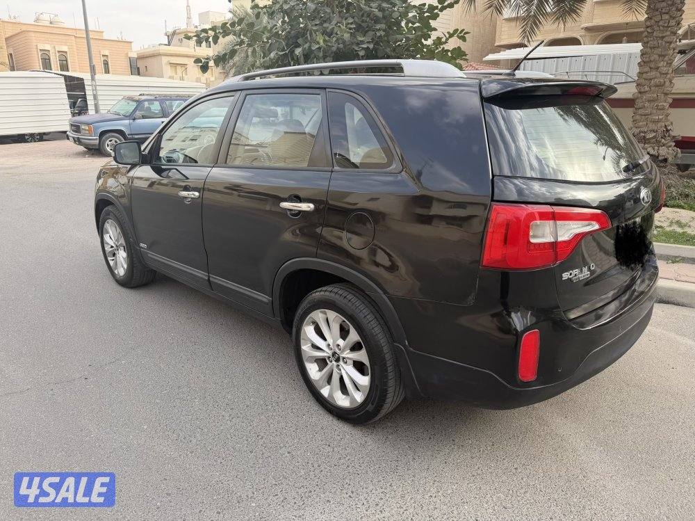 للبيع سورينتو 2013 الفل ماعدا الفتحه1