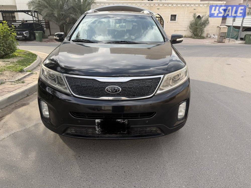 للبيع سورينتو 2013 الفل ماعدا الفتحه4