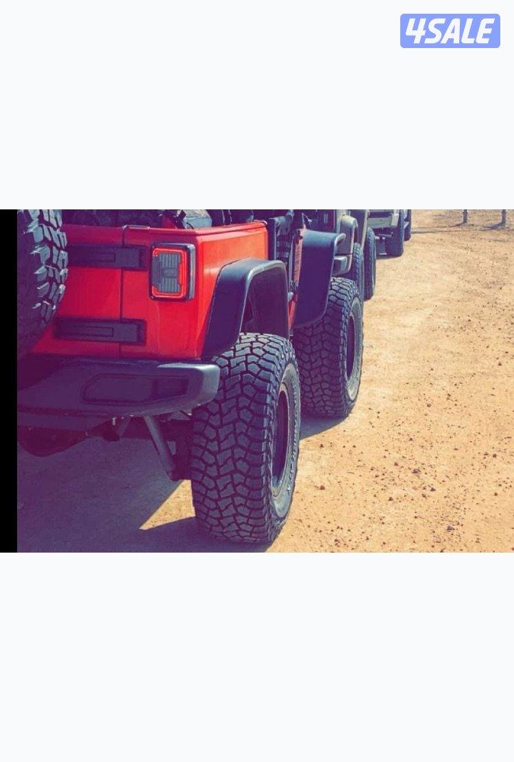 للبيع باب نص لجيب  رانجلر وتواير حجريه0