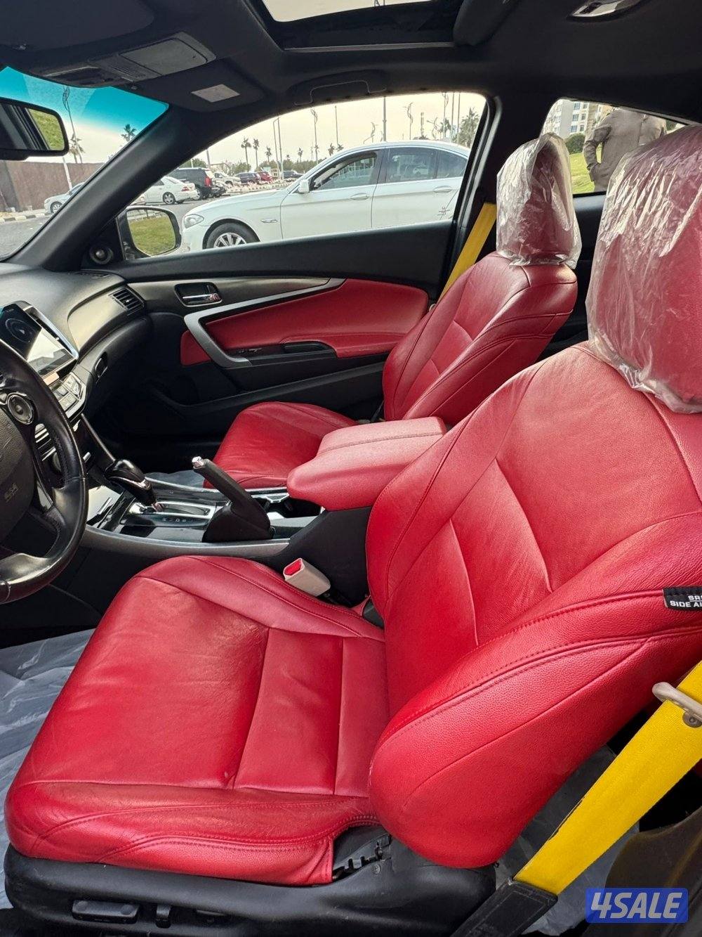 هوندا اكورد موديل 2017 / داخليه احمر7