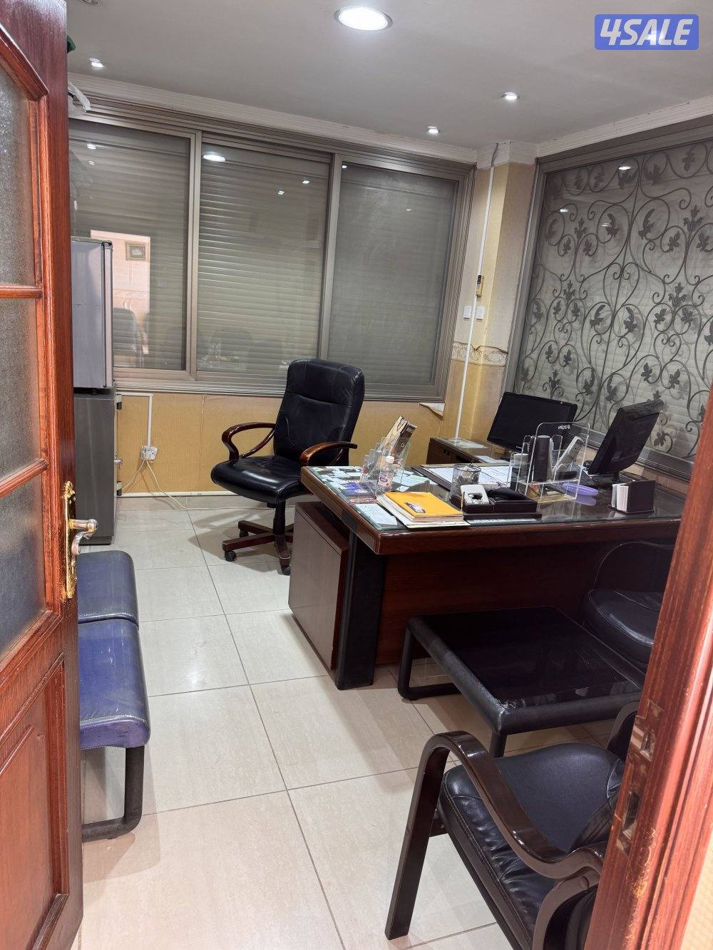 البيع شقة مكاتب للايجار فيها مكاتب تصلخ ادارة مجهزه بالكامل ارضي ايجار0