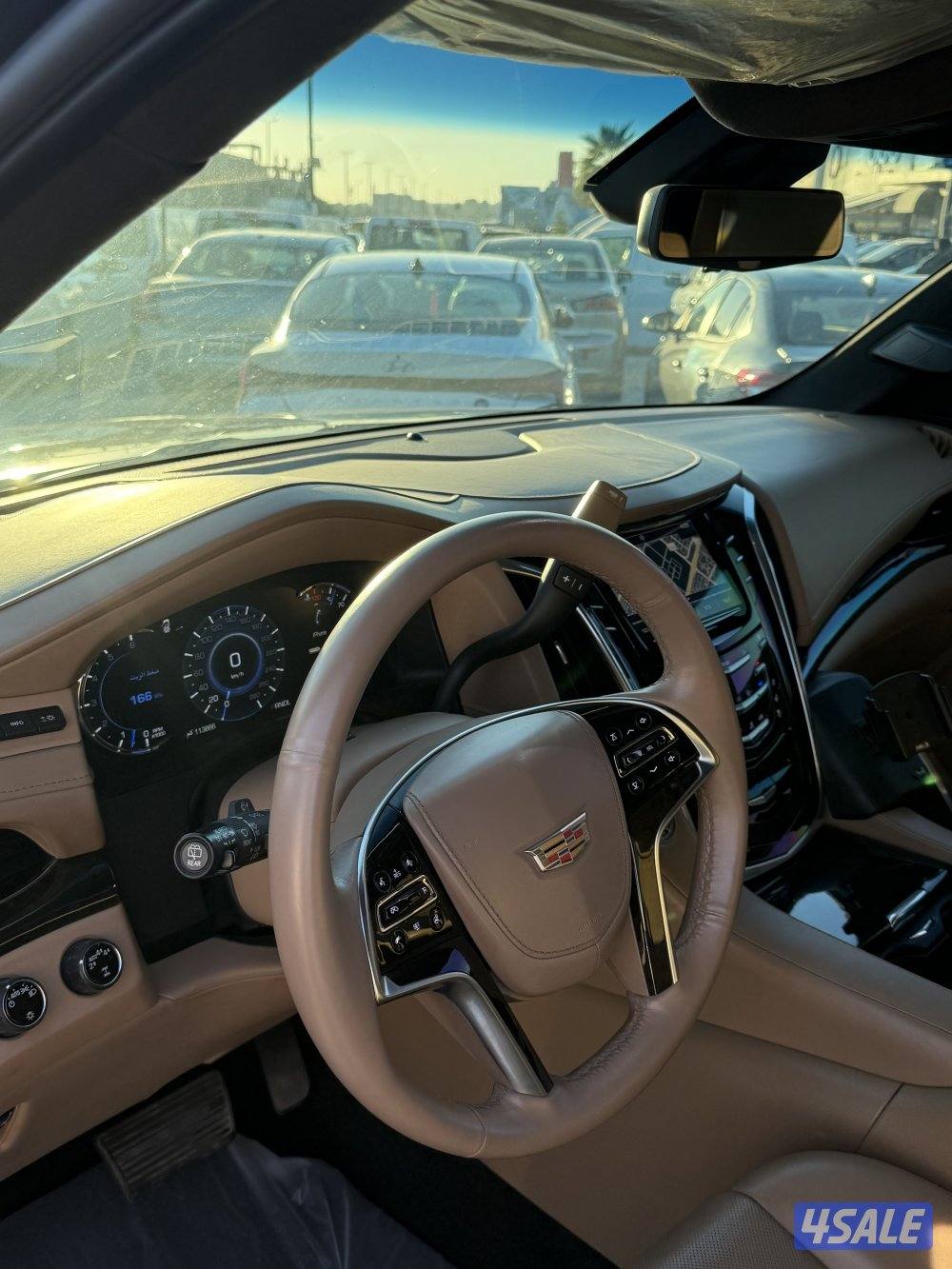 للبيع اسكاليد بلاتنيوم 20194