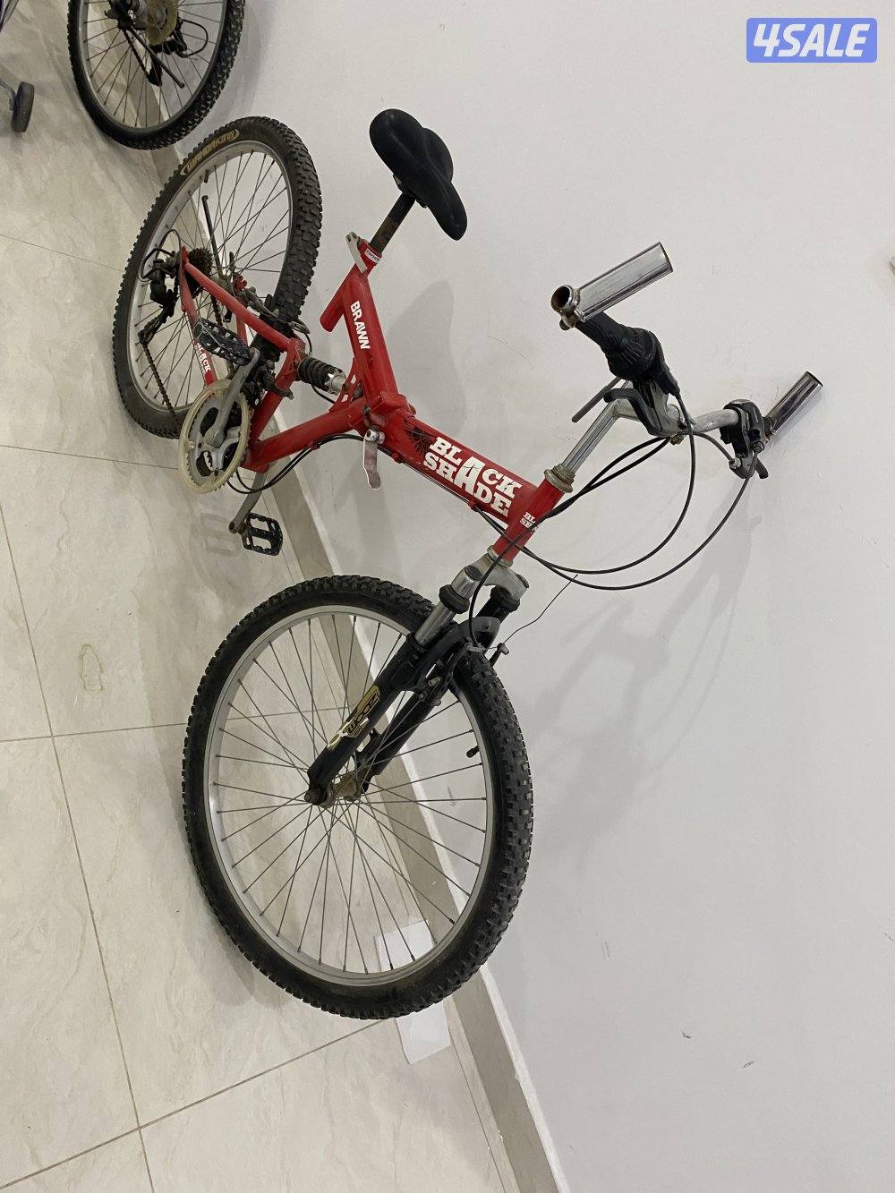 للبيع دراجه قابله للطي حجم ٢٦1