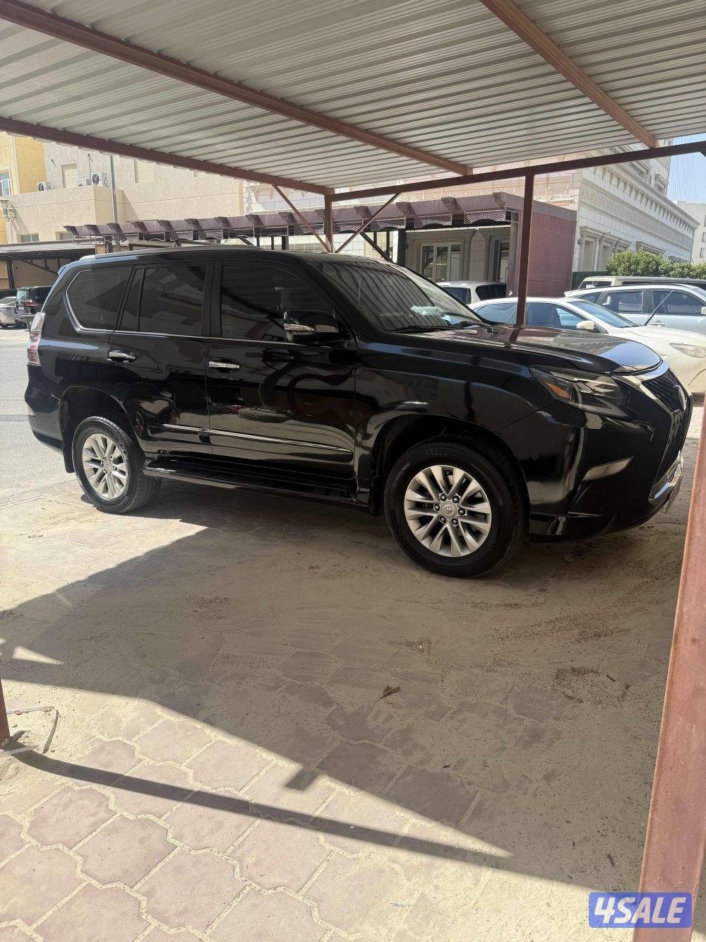 للبيع لكزس GX460 موديل/٢٠١٧5