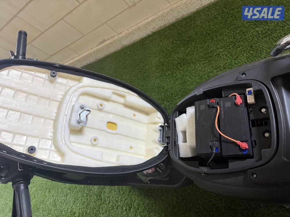 فيسبا شحن خمس بطاريات يعطيك ٣٠ كيلو تشحنه ٣ الى ٤ ساعات قابل للمساومه2