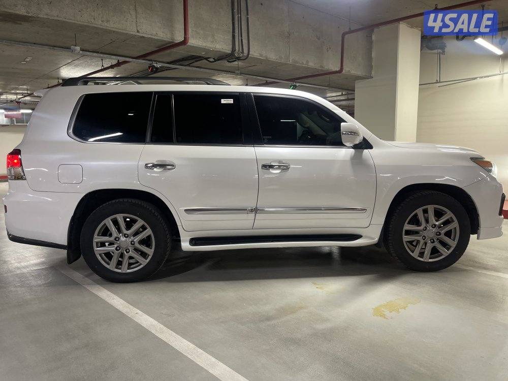 للبيع لكزس LX570 صبغ وكالة4