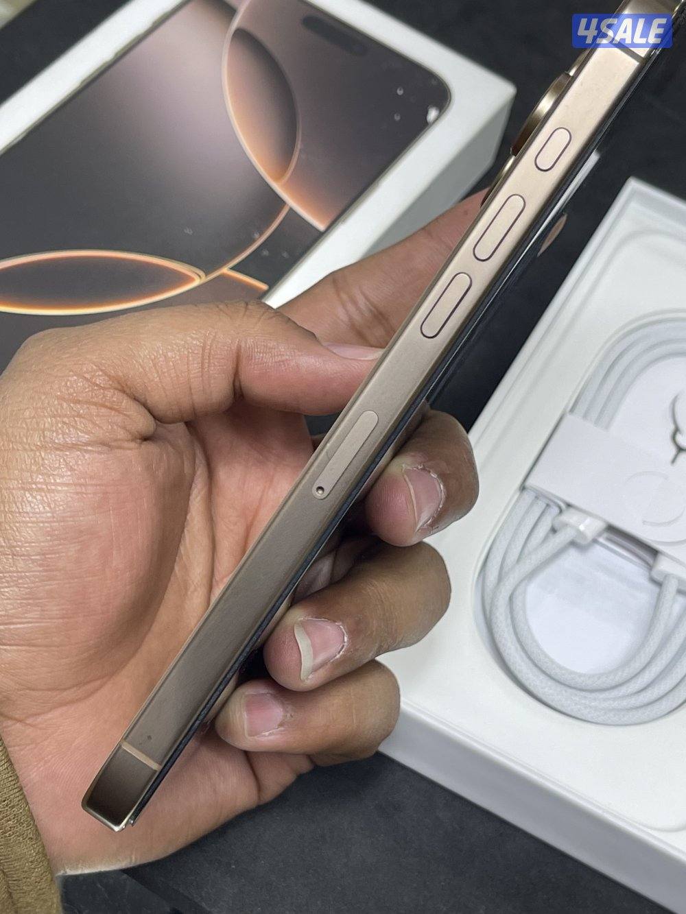 iPhone 16promax 256gb4