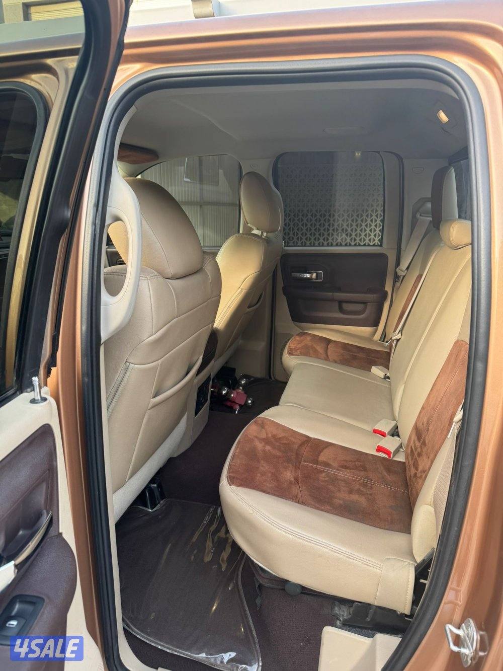 للبيع وانيت رام حجم 15003