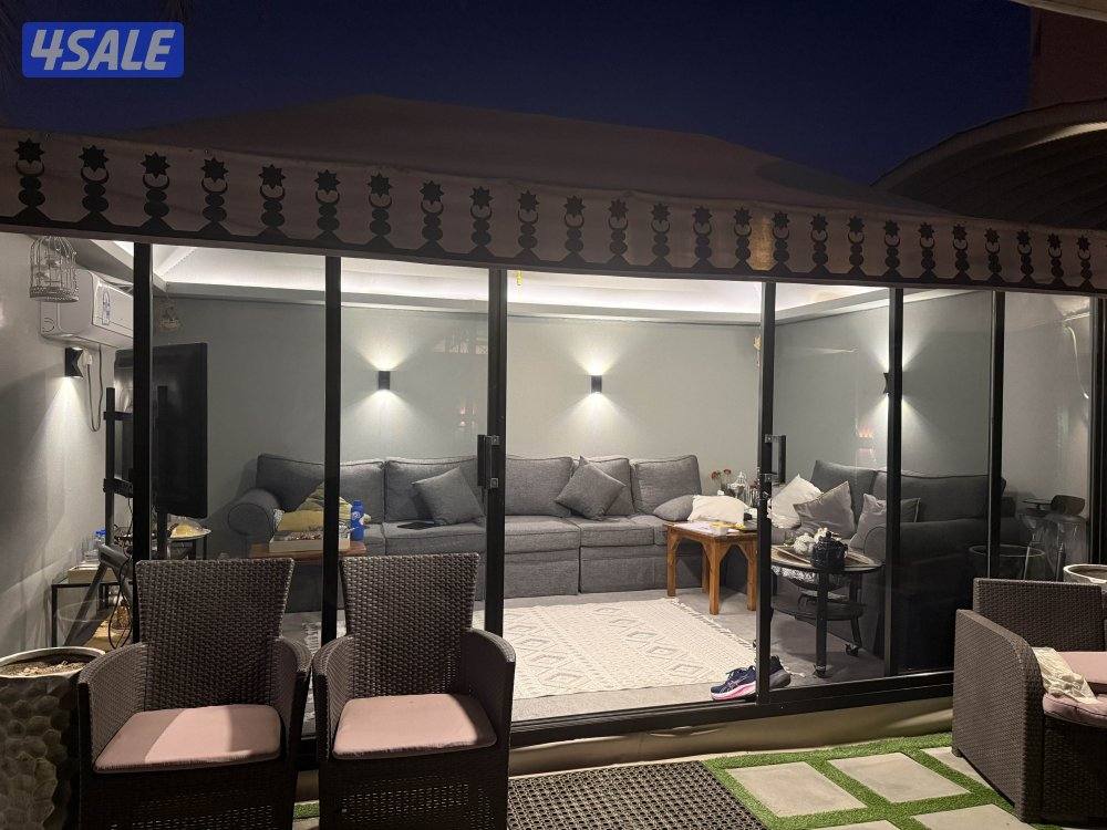 للبيع خيمه ملكيه ٣*٥ التواصل على الرقم تسعه تسعه سته اربعه سبعه سته اث0