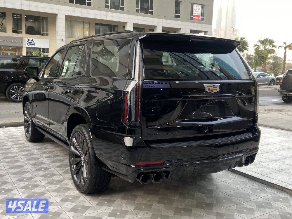 اسكاليد V موديل 2025_اصفااار_وارد الغانم كفاله وسيرفس بالوكاله1